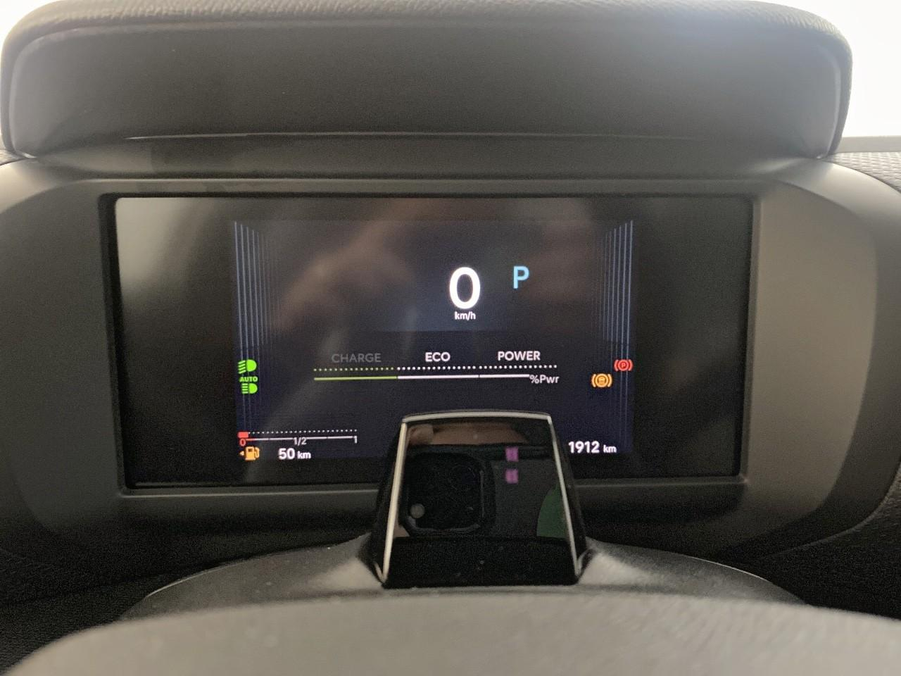 Citroën C4 X hybride 145 ch e-dcs6 max — photo 13