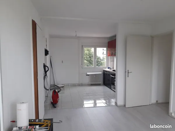 Appartement F4 à FAREBERSVILLER Cité