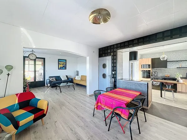 Appartement T2 avec véranda et garage privatif