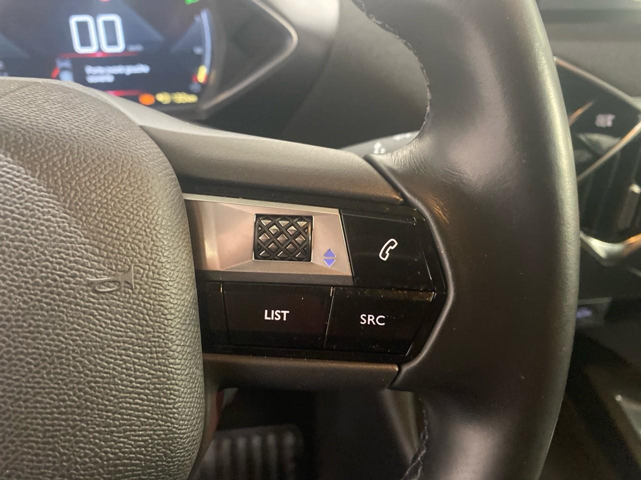 Ds Ds 3 crossback puretech 100 bvm6 performance line+ — photo 18