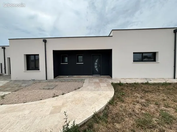 Maison neuve de plain-pied 135 m² - Mer (41500)