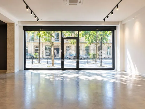 Local commercial 54 m²