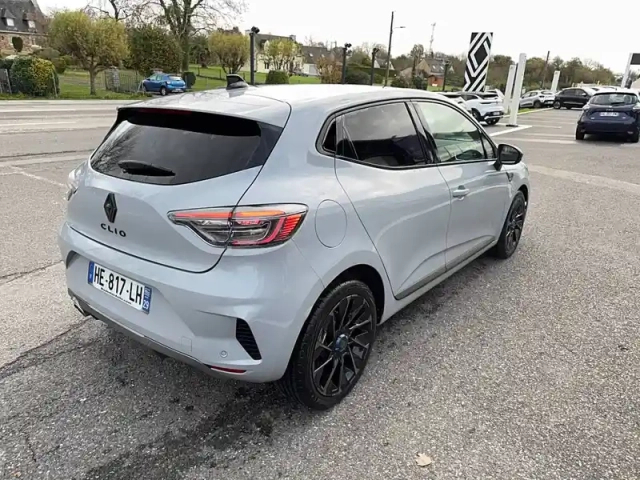 Renault Clio tce 90 ch gsr2 — photo 5