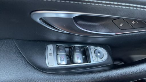 Mercedes Classe E 300 de 306 EQ Power  9G-Tronic - AMG Line – 2022 – 149879 km – Hybride rechargeable – Boîte Automatique — photo 42