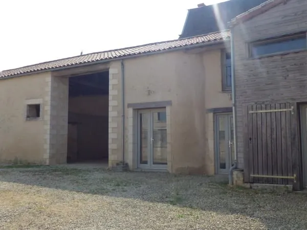 Maison à vendre 8 pièces (79) Terrain 867 m²