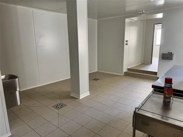 Local professionnel 65 m²