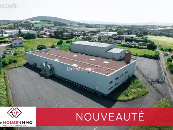 Local commercial 2266 m² le puy en velay