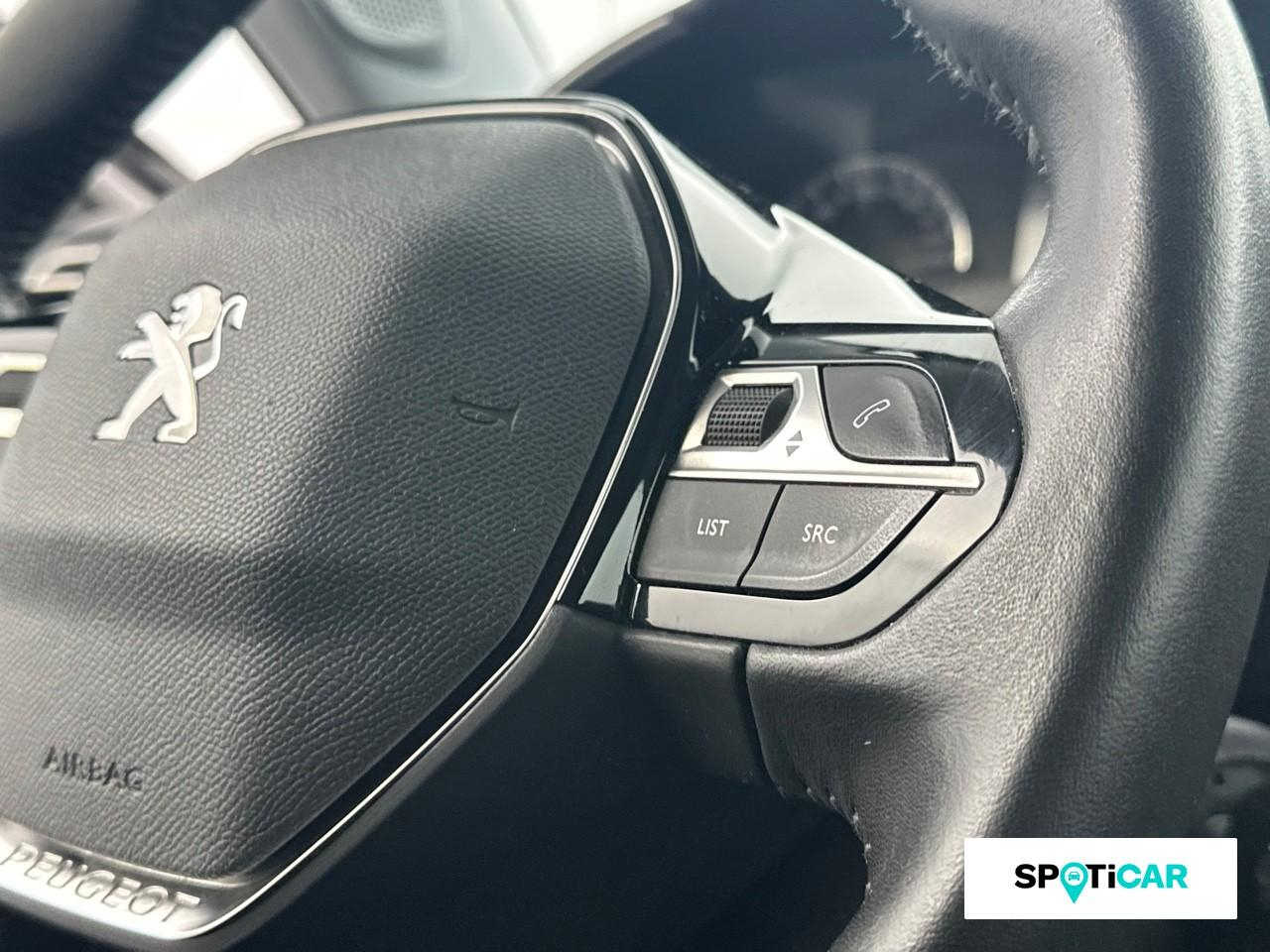 Peugeot 2008 1.2 puretech 130ch s&s style — photo 18