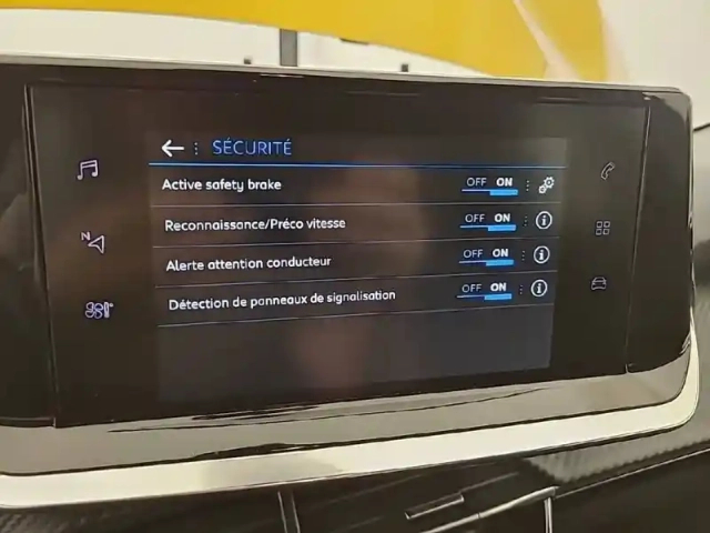 Peugeot 208 puretech 75 s&amp;s bvm5 — photo 20