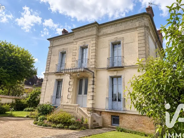 Propriété 7 pièces 180 m²