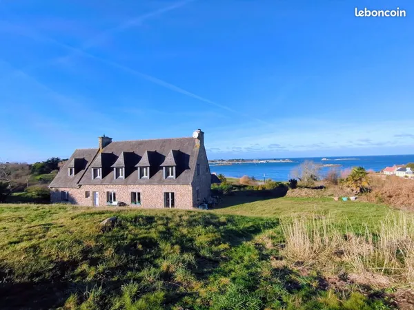 Maison 10 pièces 230 m²