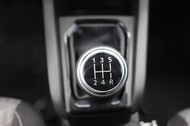 Renault Clio sce 65 — photo 69