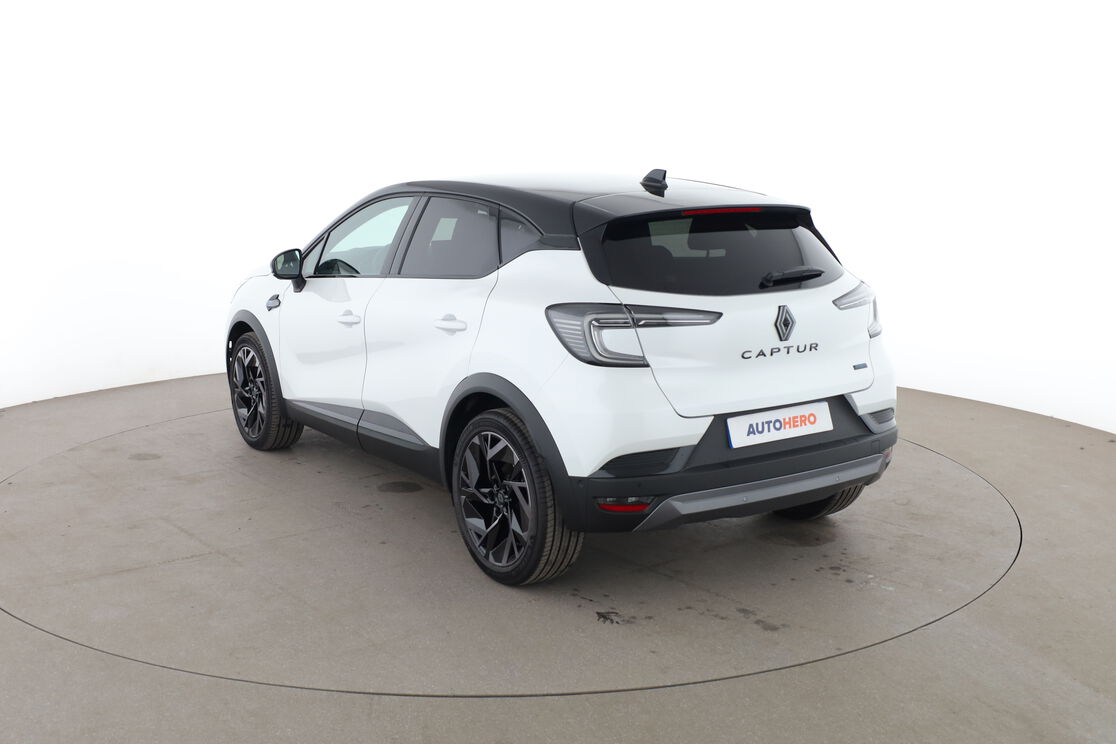 Renault Captur 1.6 E-Tech Full Hybrid GSR2 Esprit Alpine — photo 3