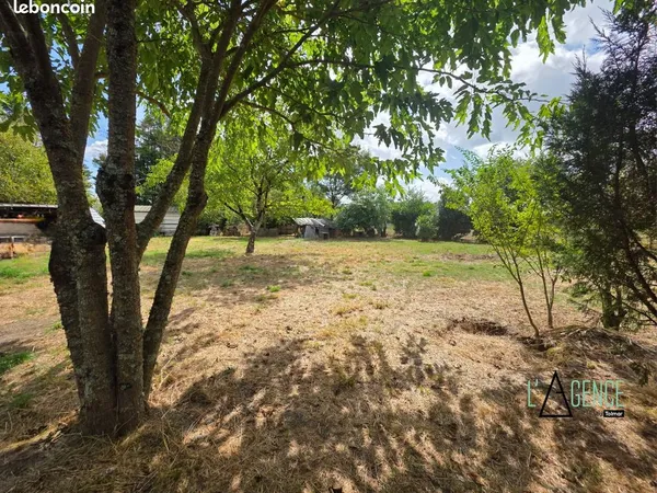 Terrain 1524 m² Peujard