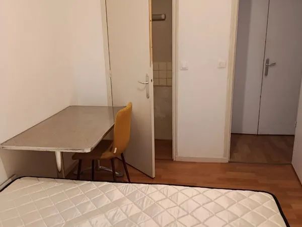 Chambre Colocation Épernon 3p 12m² 260€