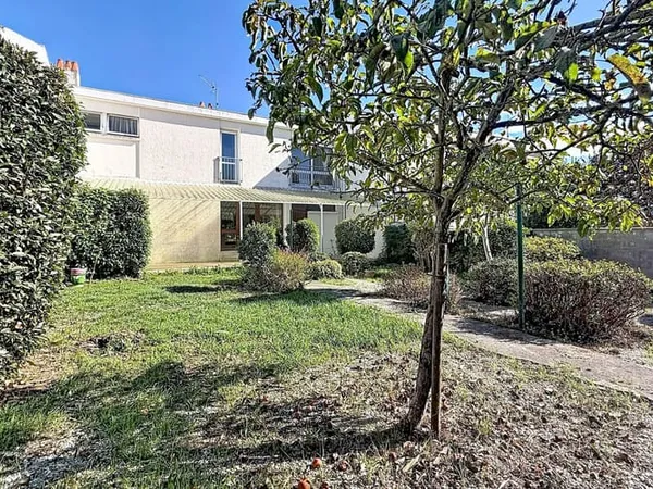 Maison 6 pièces 141 m²
