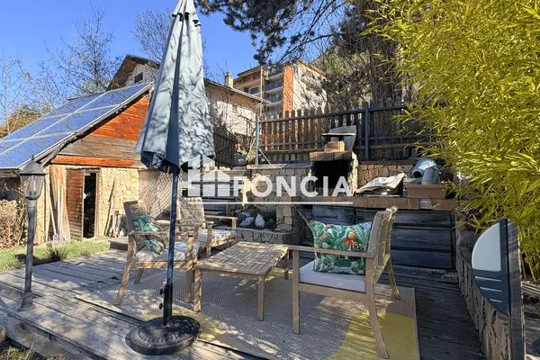 Maison 6 pièces 170 m²