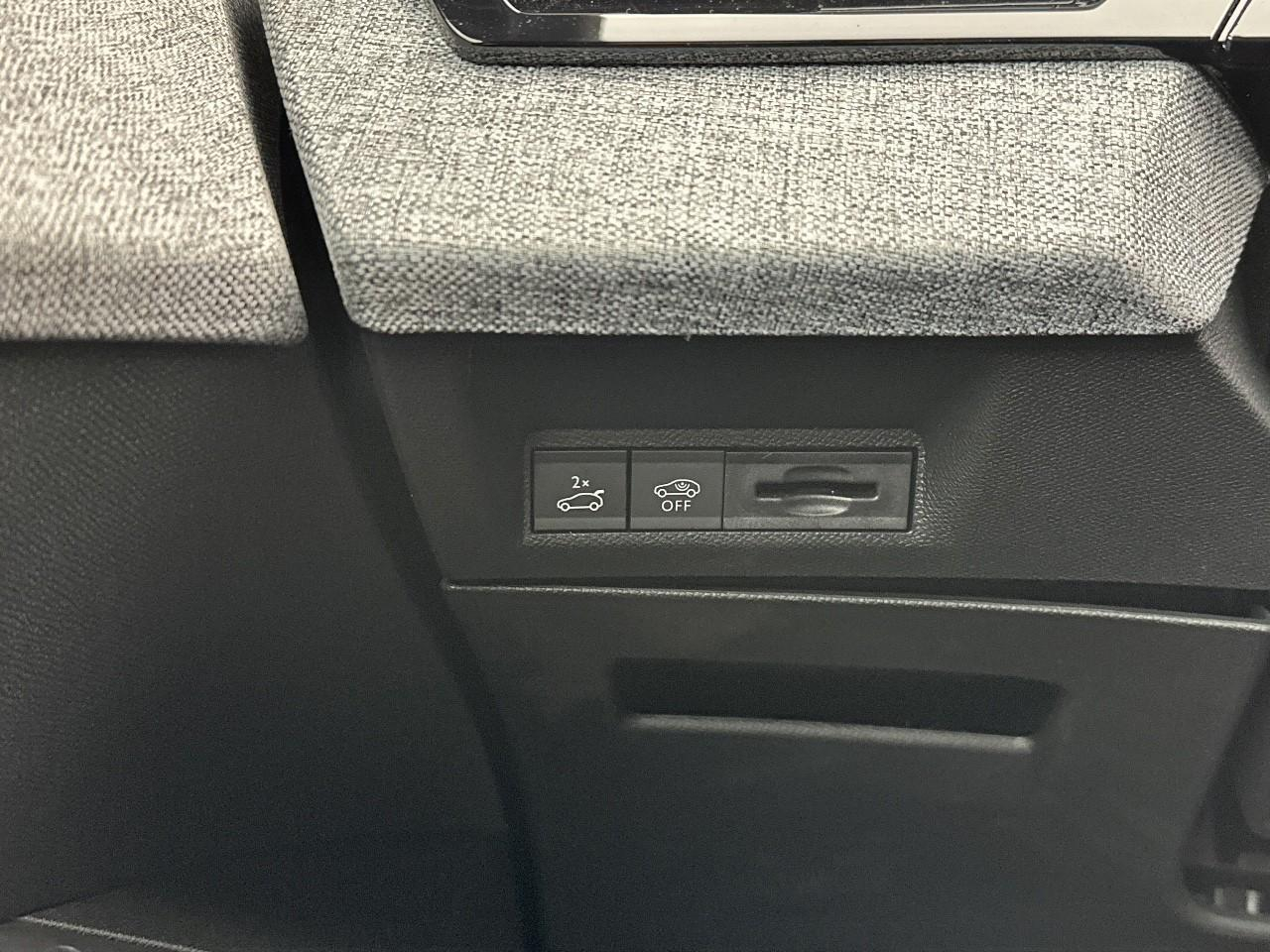 Peugeot 5008 hybrid 145 e-dcs6 gt — photo 22