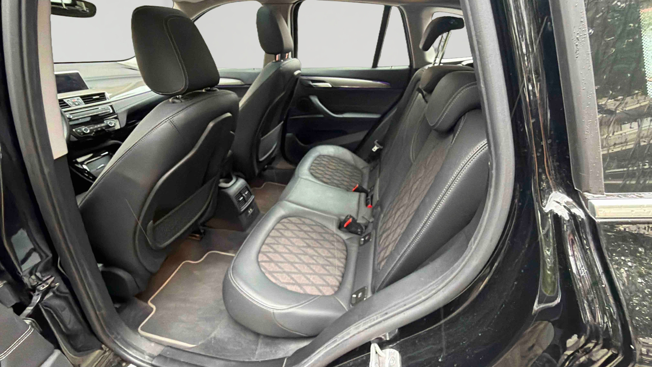 BMW X1 sDrive 18i 136 ch DKG7 — photo 12