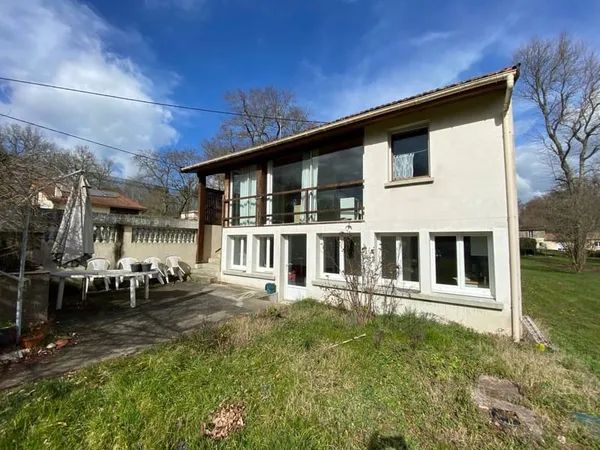 Maison 6 pièces 160 m²
