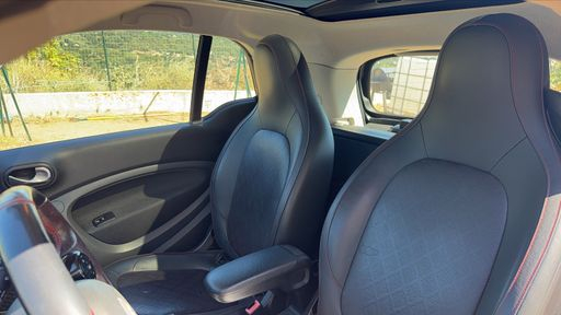 Smart Fortwo Coupe 0.9 90 BA6 - Brabus Style – 2019 – 55815 km – Essence – Boîte Automatique — photo 18