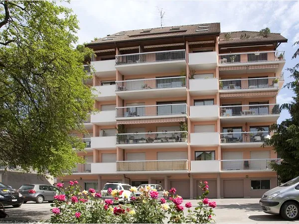 Stationnement Location Annecy  16m² 135€