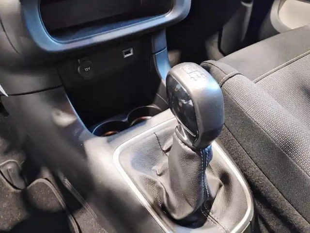 Citroën C3 puretech 83 s&amp;s bvm5 shine — photo 24