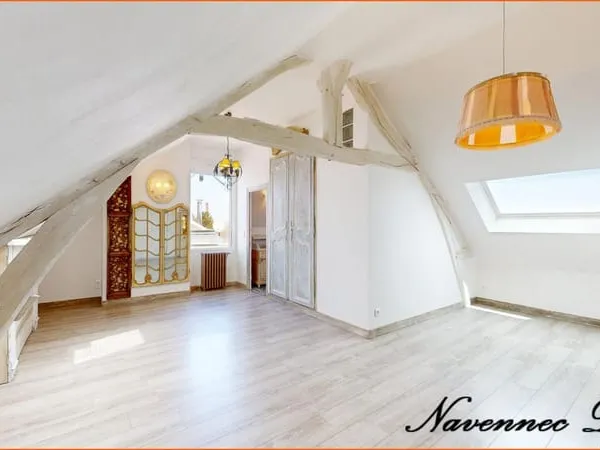 Ensemble immobilier - Maison 130 m² + espace indépendant chauffé 50 m² + dépendances - Saint-Pierre-