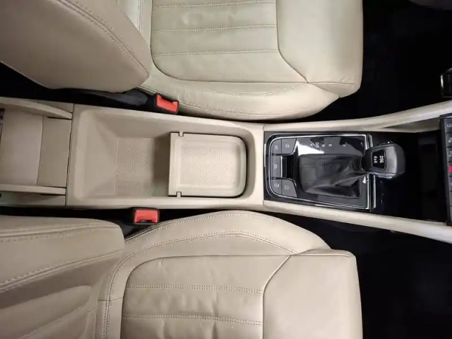 Skoda Kodiaq 2.0 tdi 150 scr dsg7 4x4 5pl — photo 31