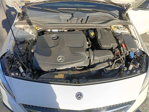 Mercedes Classe A 2.0 250 211 7G-DCT - Whiteart Edition – 2017 – 91000 km – Essence – Boîte Automatique — photo 26