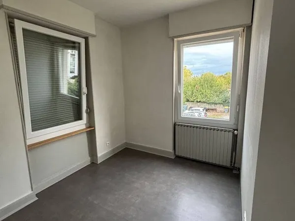 Parking/Garage/Box 60 m²