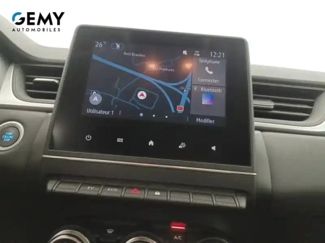 Renault Captur e-tech 145 - 21 — photo 19