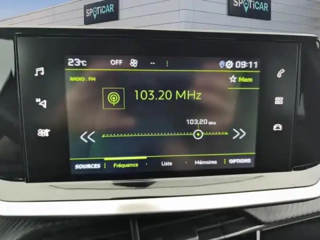 Peugeot 208 puretech 100 s&amp;s bvm6 allure pack — photo 22