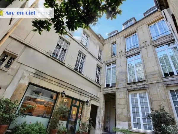 Coeur du Marais Paris 4 dans Hotels Particuliers avec TERRAS