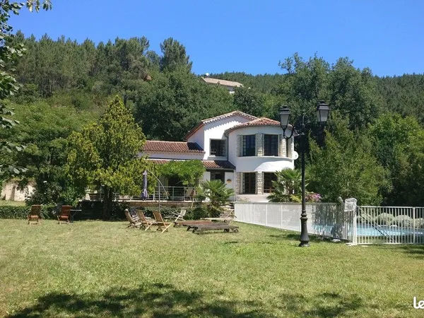 Maison à vendre au chambon