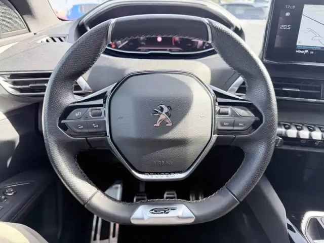 Peugeot 3008 puretech 130ch s&amp;s bvm6 — photo 12
