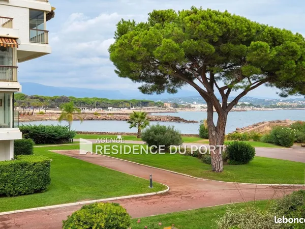 Studio 1 pièce 44 m²