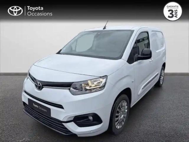 Toyota Proace city medium 100 d-4d business rc23