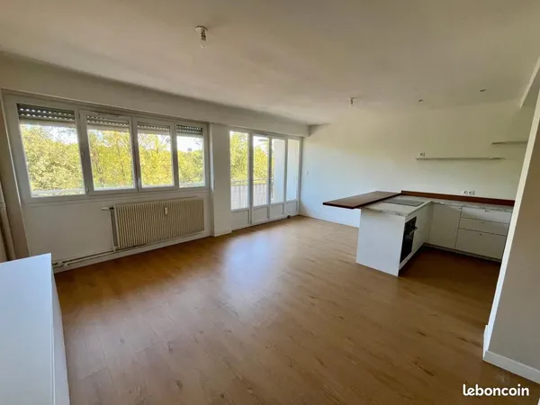 Appartement 4 pièces 81 m²