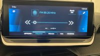 Peugeot 208 1.2 PureTech 100ch S&S GT EAT8 — photo 18