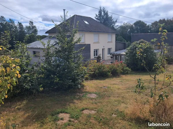 Maison familiale 175m2 avec grand terrain et etang