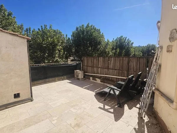 Studio 1 pièce 16 m²