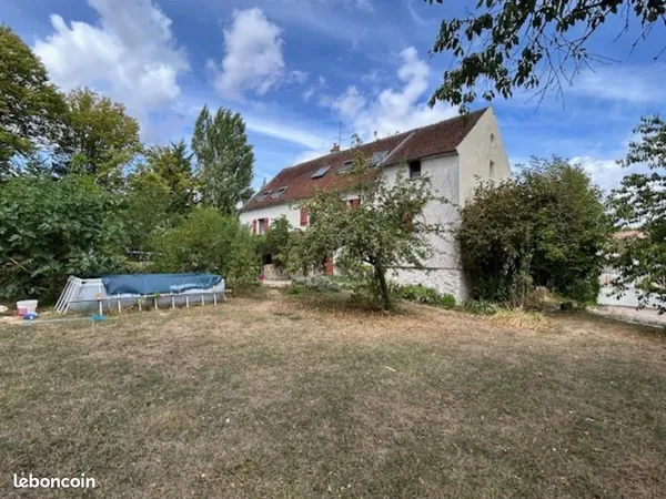 Maison 11 pièces 280 m²