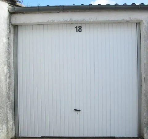 Garage utilitaire sécurisé à joigny