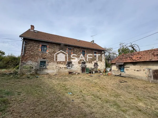 Ancien corps de ferme à rénover avec dépendances