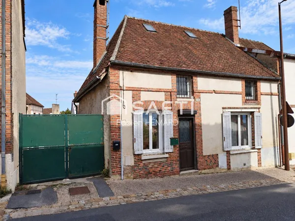MAISON DE VILLE PROCHE CENTRE VILLE DE SEZANNE