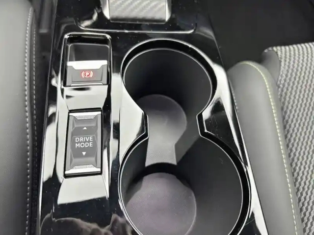 Peugeot 208 hybrid 145 ch e-dcs6 — photo 25