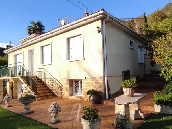 A SAISIR ! JOLIE MAISON DE 121 MÂ² SH TBE, 4 CHAMBRES + STUDIO ME