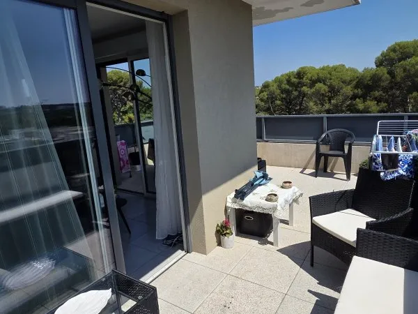 T4 Castelnau perrière - ensolléilé, calme sans vis à vis