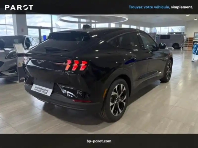 Ford Mustang 268ch standard range 73kwh propulsion — photo 2